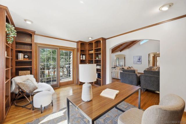 432 Arnold Way, Alpine, CA 91901