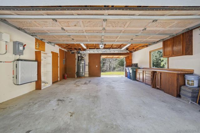 432 Arnold Way, Alpine, CA 91901