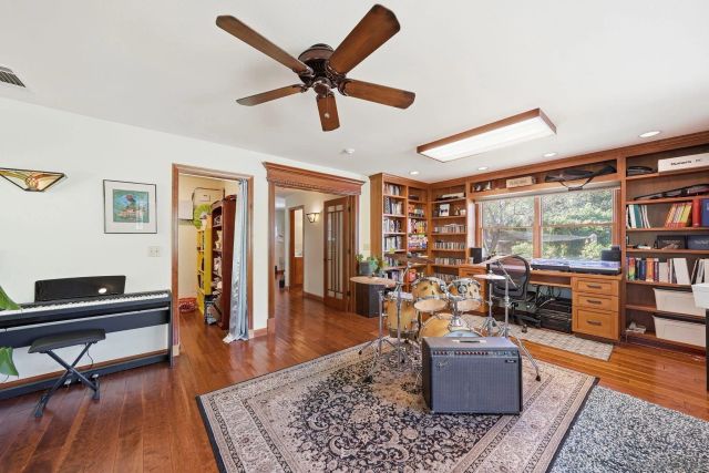 432 Arnold Way, Alpine, CA 91901