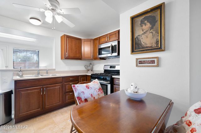 349 S Paseo Cerro, Green Valley, AZ 85614