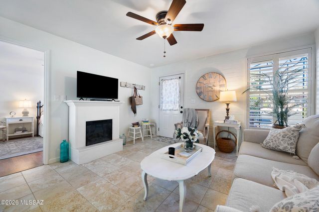 349 S Paseo Cerro, Green Valley, AZ 85614