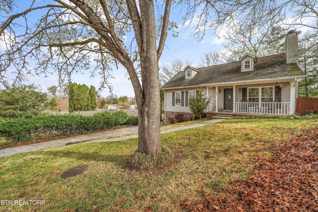 101 Hooper Court, Oak Ridge, TN 37830