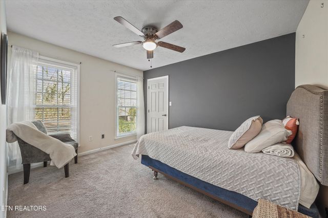 101 Hooper Court, Oak Ridge, TN 37830