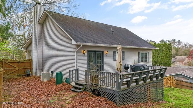 101 Hooper Court, Oak Ridge, TN 37830