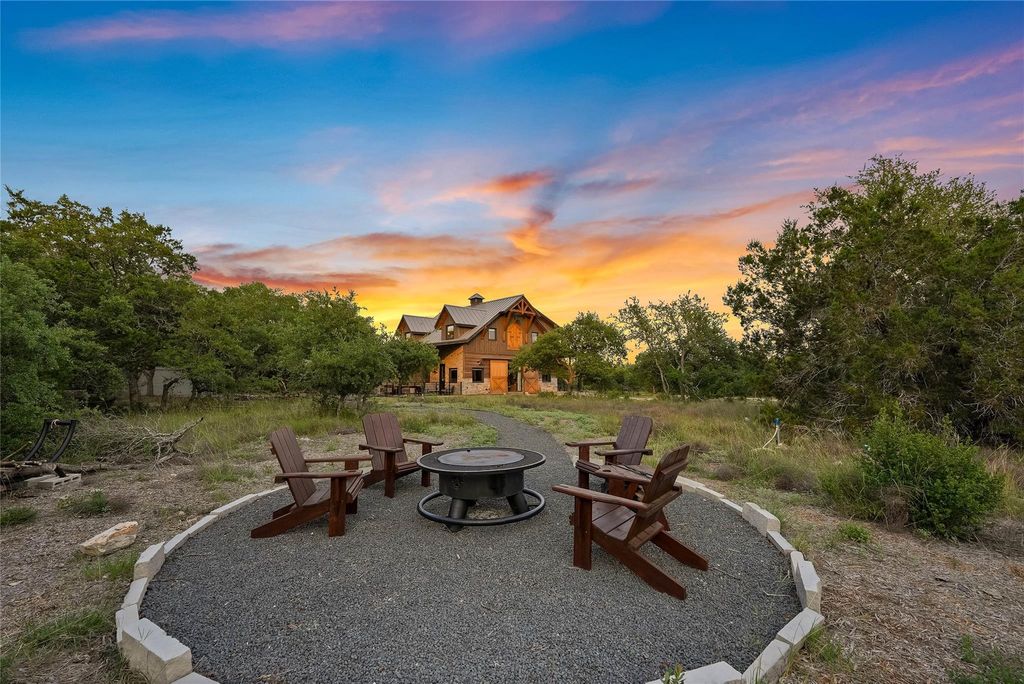 300-C Windmill CV, Wimberley, TX 78676