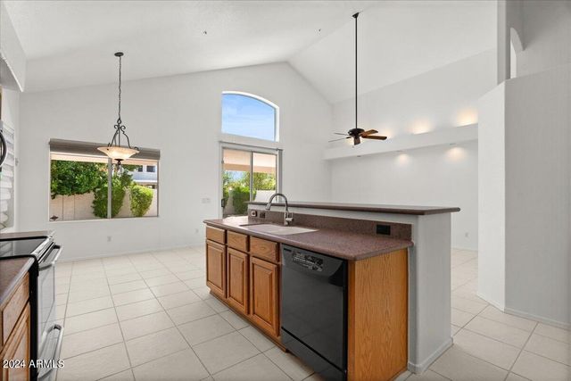 9297 E Blanche Drive, Scottsdale, AZ 85260