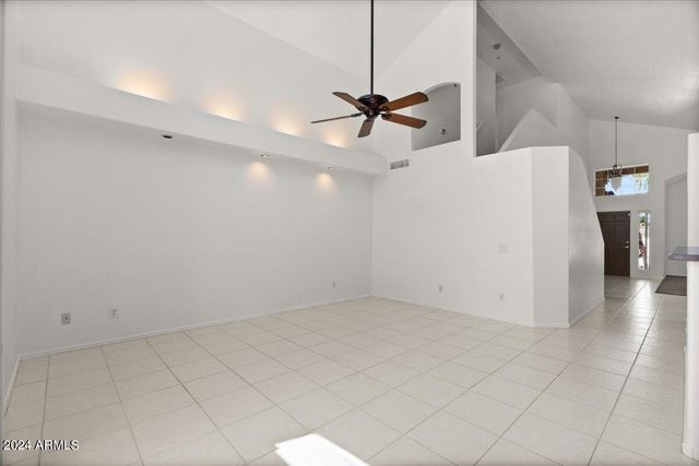 9297 E Blanche Drive, Scottsdale, AZ 85260