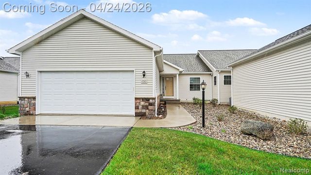 4013 Eastbridge Circle Road, Stockbridge, MI 49285