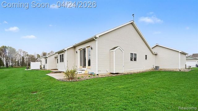 4013 Eastbridge Circle Road, Stockbridge, MI 49285