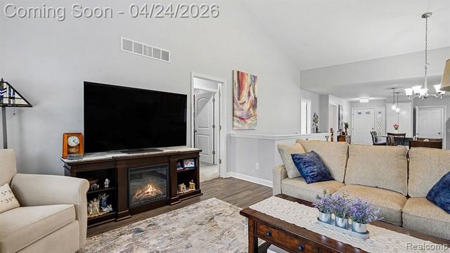 4013 Eastbridge Circle Road, Stockbridge, MI 49285