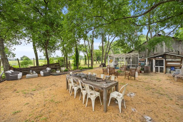 2201 Connie Ln, Rockwall, TX 75032