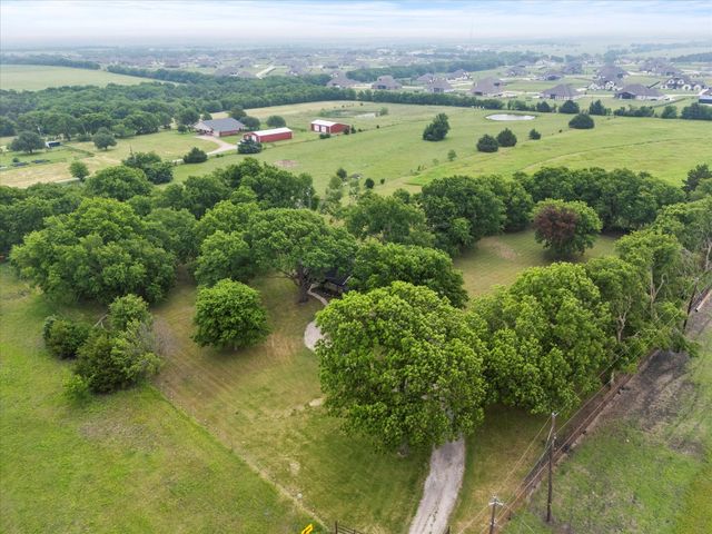 2201 Connie Ln, Rockwall, TX 75032