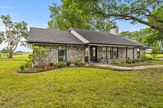 2201 Connie Ln, Rockwall, TX 75032