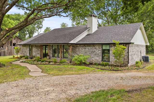 2201 Connie Ln, Rockwall, TX 75032