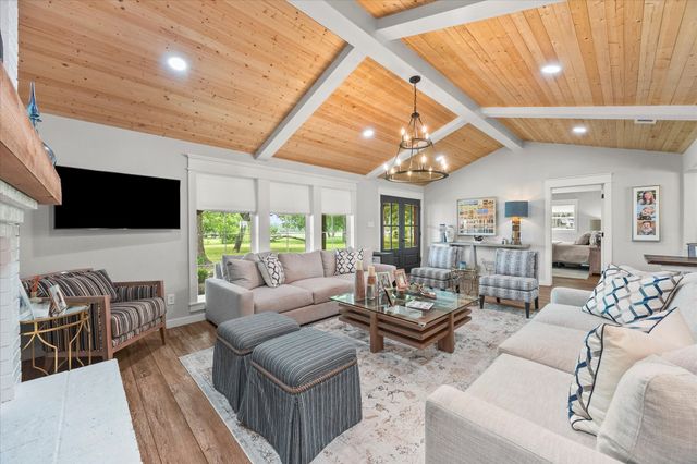 2201 Connie Ln, Rockwall, TX 75032