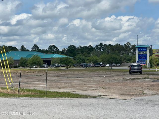 Denny Avenue, Pascagoula, MS 39581