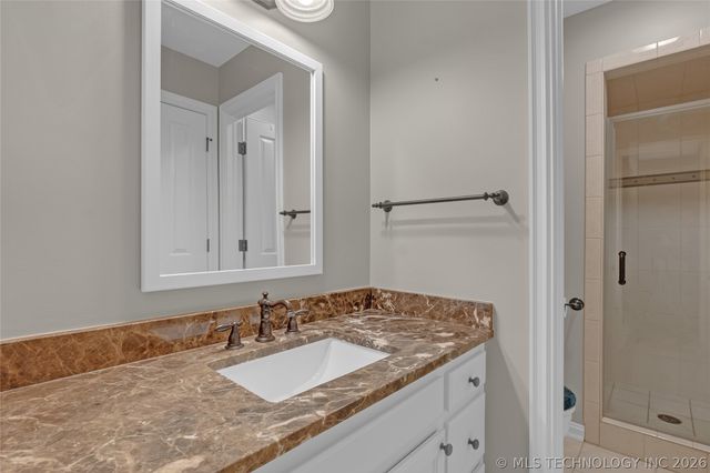 12604 E 127th Street S, Broken Arrow, OK 74011