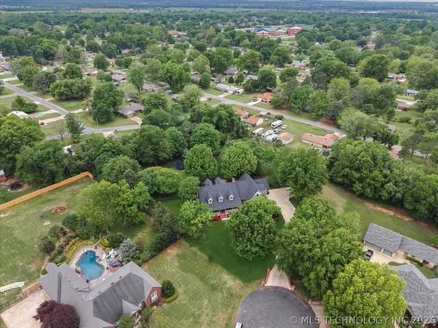 12604 E 127th Street S, Broken Arrow, OK 74011