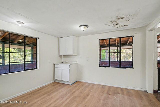 2525 THAMES Street, Jacksonville, FL 32209