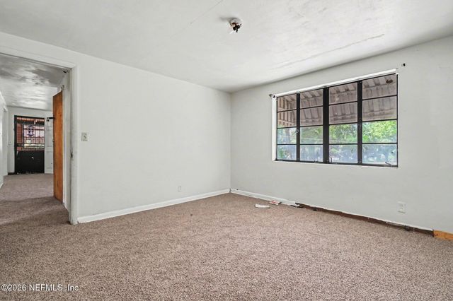 2525 THAMES Street, Jacksonville, FL 32209