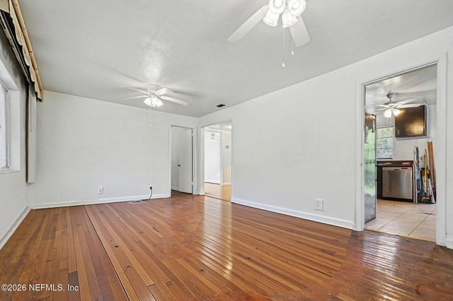 2525 THAMES Street, Jacksonville, FL 32209