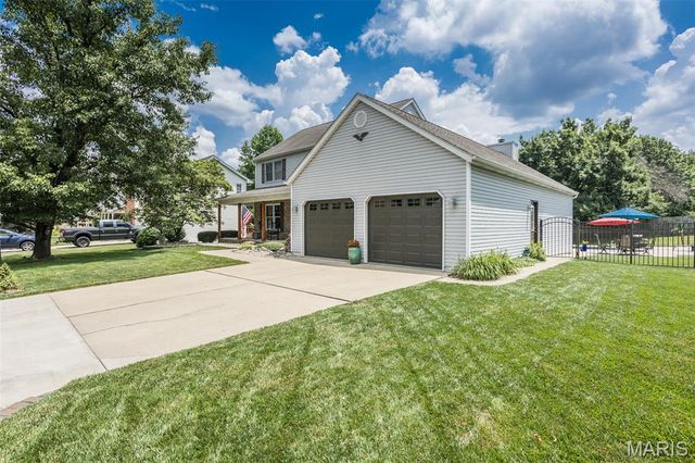 1729 Seminole Lane, Godfrey, IL 62035