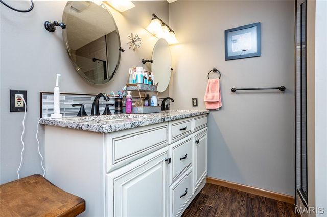 1729 Seminole Lane, Godfrey, IL 62035