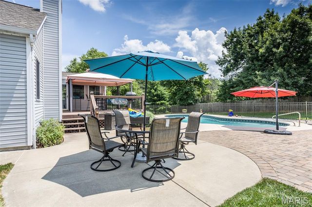 1729 Seminole Lane, Godfrey, IL 62035