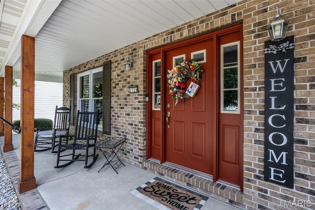 1729 Seminole Lane, Godfrey, IL 62035