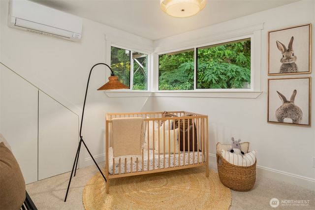 1919 E Eaton Place, Seattle, WA 98112