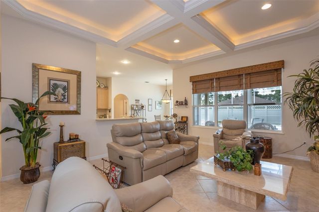 4 EAGLE PLACE, Palm Coast, FL 32164