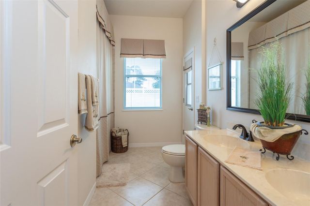 4 EAGLE PLACE, Palm Coast, FL 32164