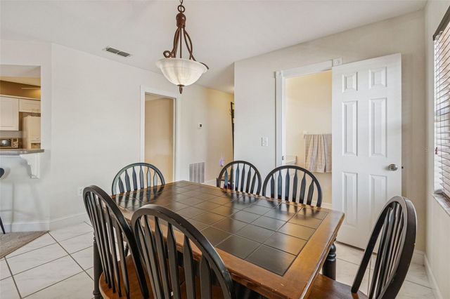 4181 CENTER POINTE CIRCLE 91B, Sarasota, FL 34233