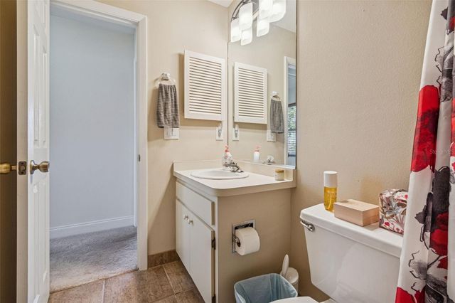 4181 CENTER POINTE CIRCLE 91B, Sarasota, FL 34233