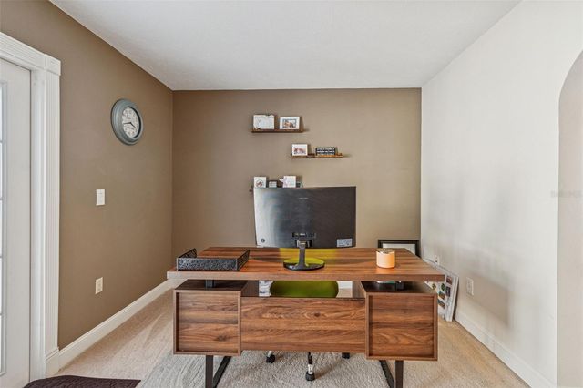 4181 CENTER POINTE CIRCLE 91B, Sarasota, FL 34233