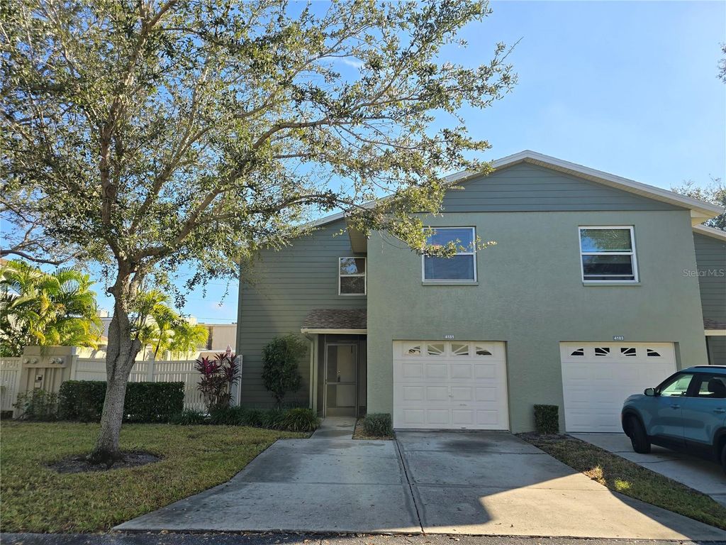 Image 3 of property listing at 4181 CENTER POINTE CIRCLE 91B, Sarasota, FL 34233
