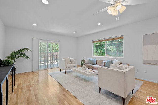 1142 S Windsor Boulevard, Los Angeles, CA 90019