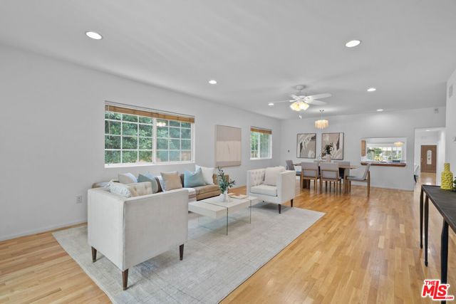 1142 S Windsor Boulevard, Los Angeles, CA 90019