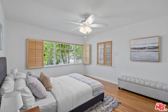 1142 S Windsor Boulevard, Los Angeles, CA 90019