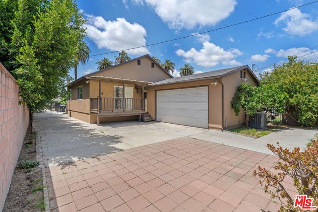 1142 S Windsor Boulevard, Los Angeles, CA 90019
