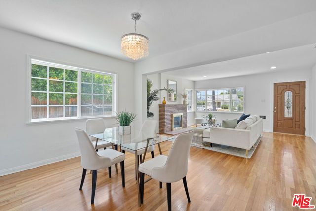1142 S Windsor Boulevard, Los Angeles, CA 90019