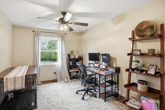 2402 Clover Blossom Court, Grove City, OH 43123