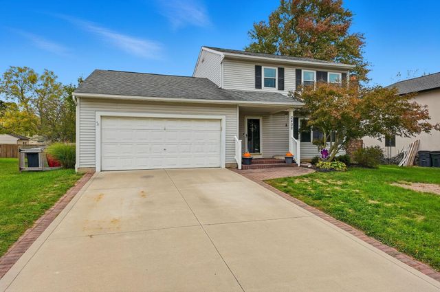 2402 Clover Blossom Court, Grove City, OH 43123