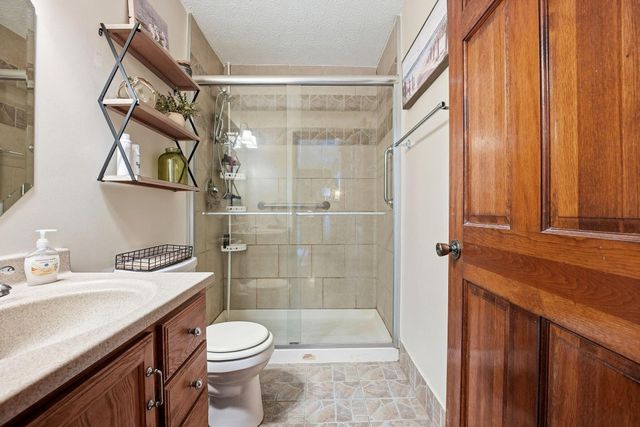 2402 Clover Blossom Court, Grove City, OH 43123