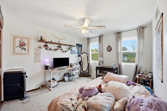 2402 Clover Blossom Court, Grove City, OH 43123