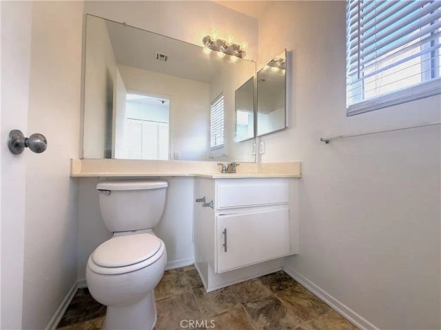 2126 Mark Avenue, Palmdale, CA 93550