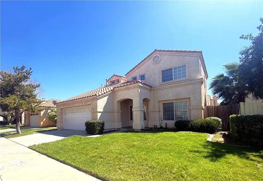 2126 Mark Avenue, Palmdale, CA 93550