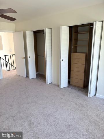 9711 LAKE SHORE DR, Montgomery Village, MD 20886