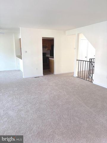 9711 LAKE SHORE DR, Montgomery Village, MD 20886