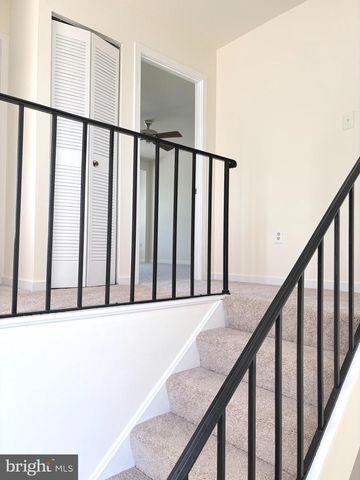 9711 LAKE SHORE DR, Montgomery Village, MD 20886